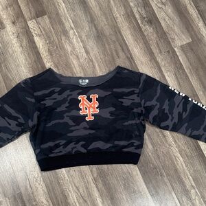 Mets Official New Era Brand Camo neck cut sweatshirt (Worn Once)